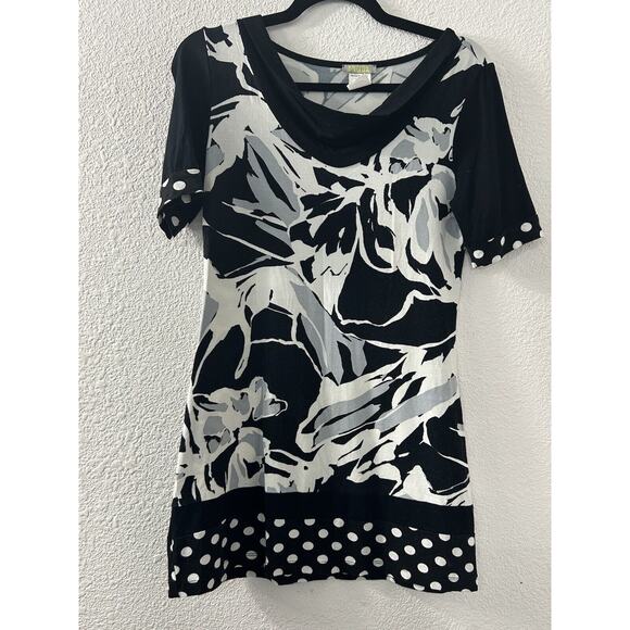 Dolcezza Black &‎ White Floral Art Tunic Womens Size XS Short Sleeve Mini Dress - Picture 1 of 7